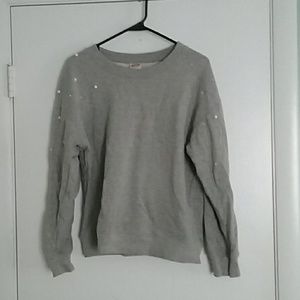 Grey sweatshirt with pearl detail